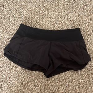 Black lulu speed up, size 2 low rise 2.5 inches